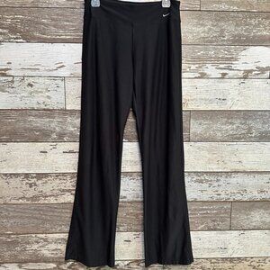 Nike Black Dri-Fit Women's Athletic Wear Low Rise Flare Bottom Leggings